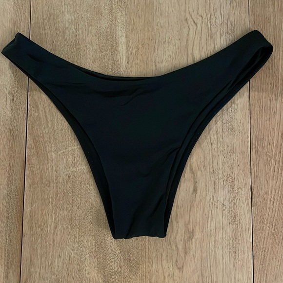 Monday Swimwear Other - Monday Swimwear Byron Bottom - Black - Size M